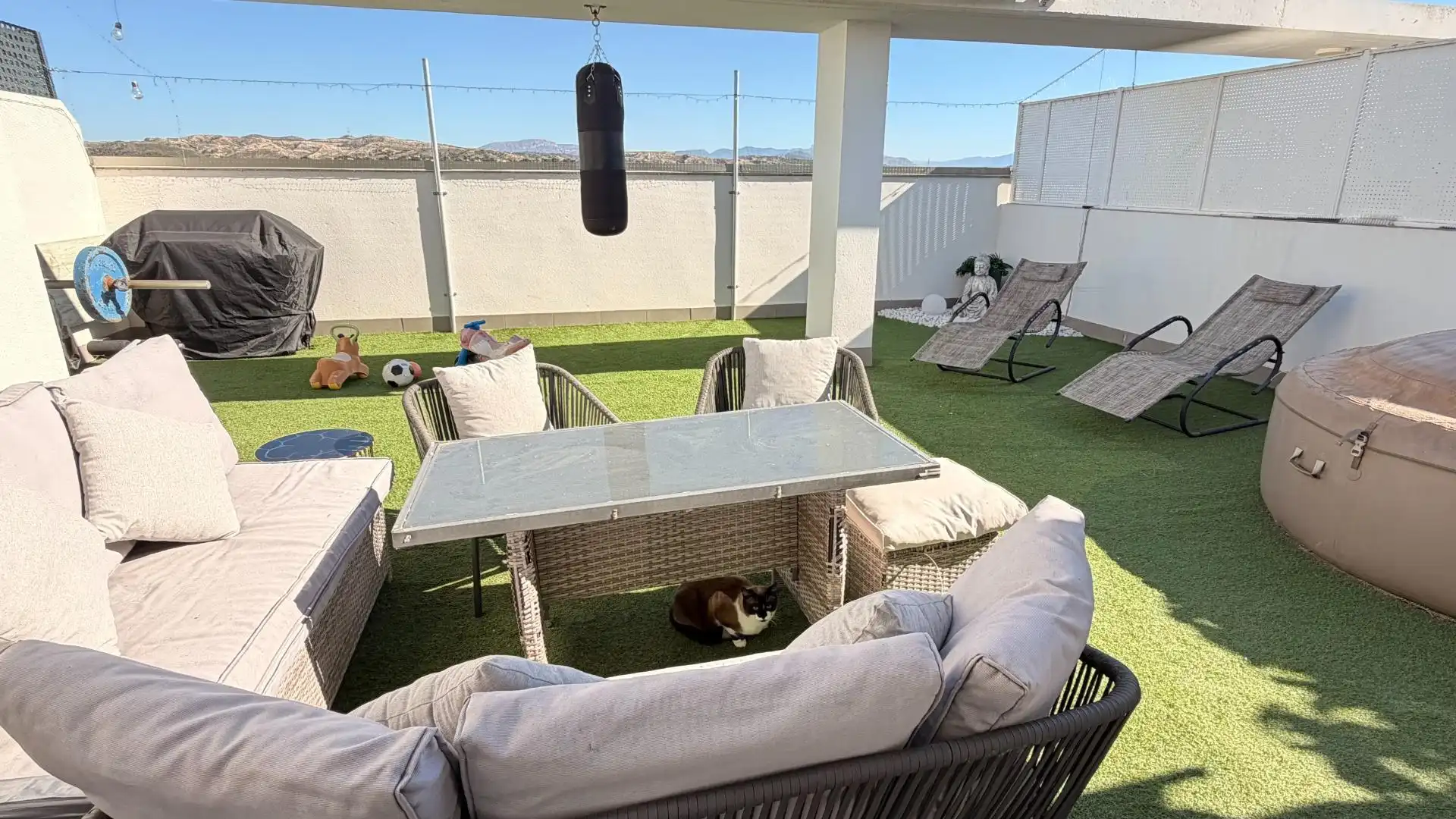 Terrasse von Dachboden zum Verkauf in Elche / Elx mit Heizung, Terrasse und Abstellraum