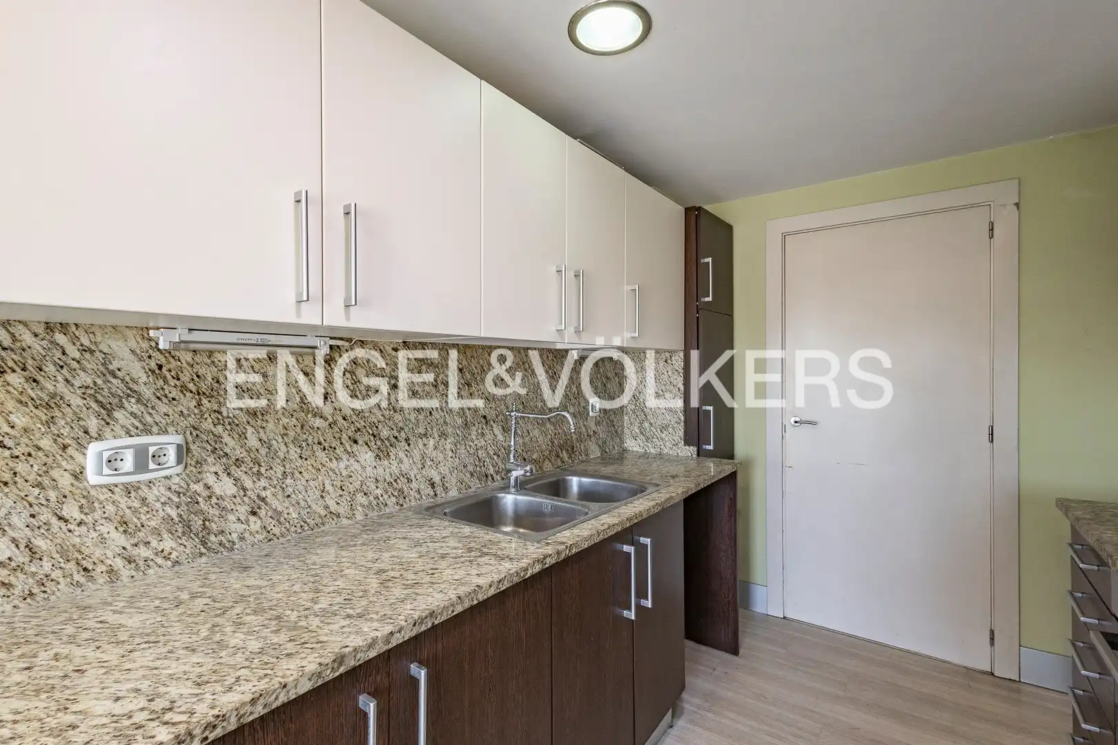 Kitchen of Attic for sale in Tarragona  with Air Conditioner, Heating and Terrace