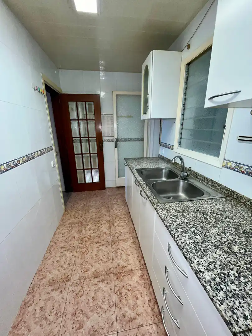 Piso con terraza en venta en Carrer de Dolores Ibarruri, imagen 8