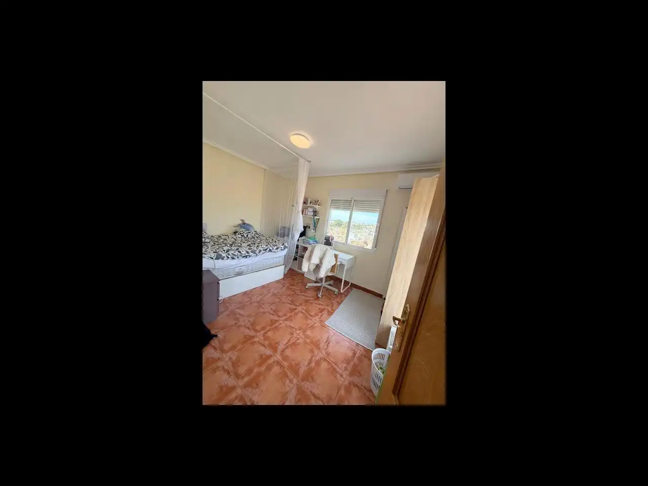 Dormitori de Casa o xalet en venda en Orihuela amb Aire condicionat, Calefacció i Jardí privat