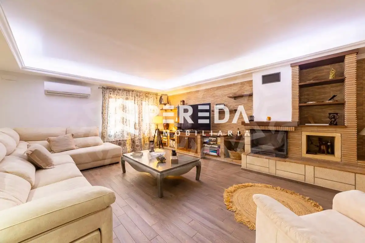 Wohnzimmer von Einfamilien-Reihenhaus zum Verkauf in Roquetas de Mar mit Terrasse