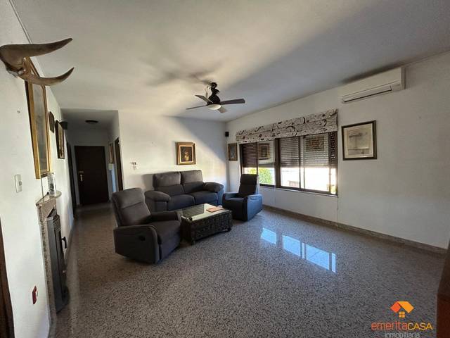 Casa-chalet en Venta en Valverde de Mérida