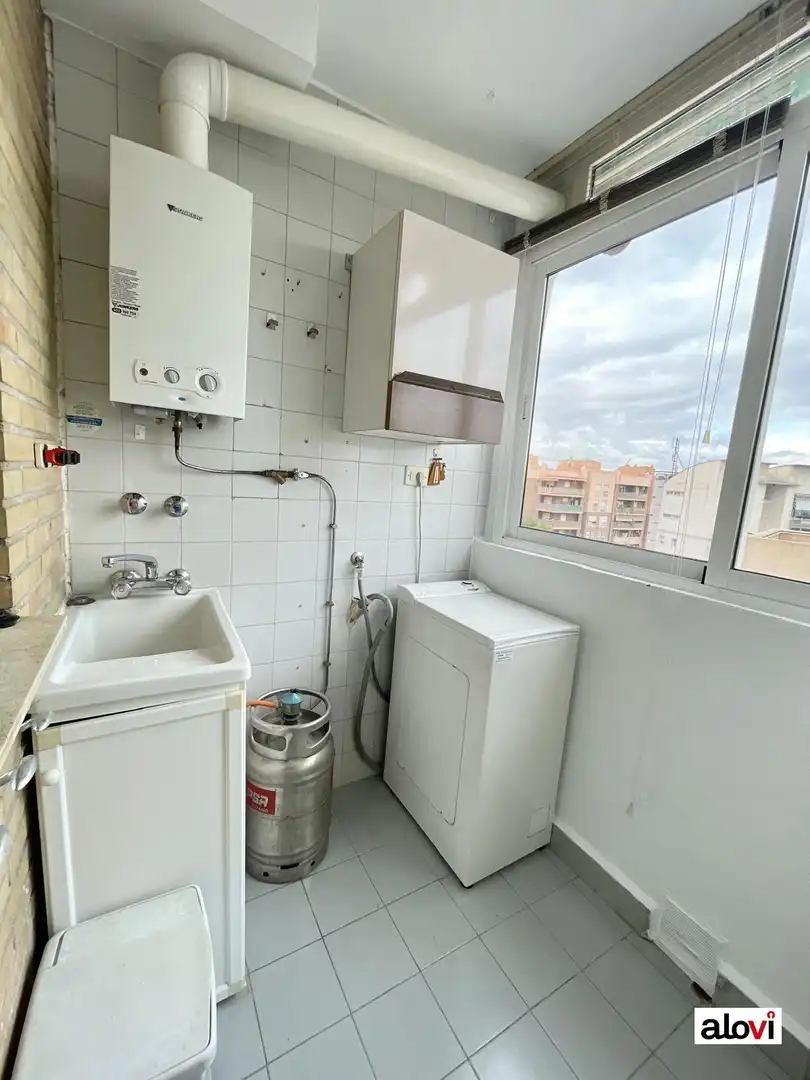 Kitchen of Flat for rent in Granada  with Furnished and Balcony