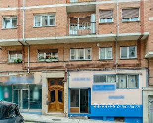 Exterior view of Premises for sale in Oviedo 