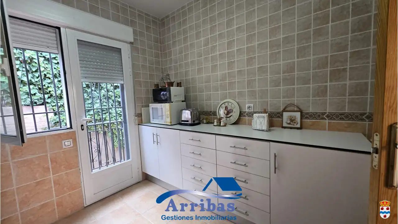 Cocina de Casa o chalet en venta en El Casar de Escalona con Calefacción, Jardín privado y Terraza