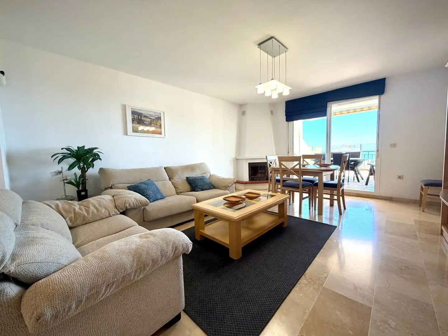 Sala de estar de Piso en venta en Benalmádena con Aire acondicionado, Jardín privado y Terraza