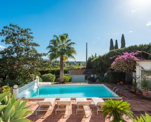 Garden of House or chalet for sale in Marbella  with Air Conditioner, Terrace and Swimming Pool