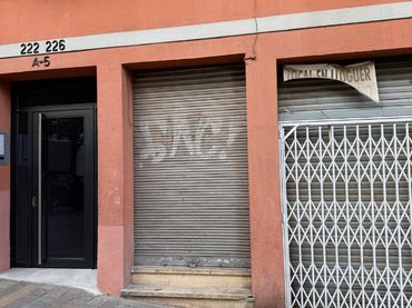 Local comercial en venda a Carrer de Juan Valera