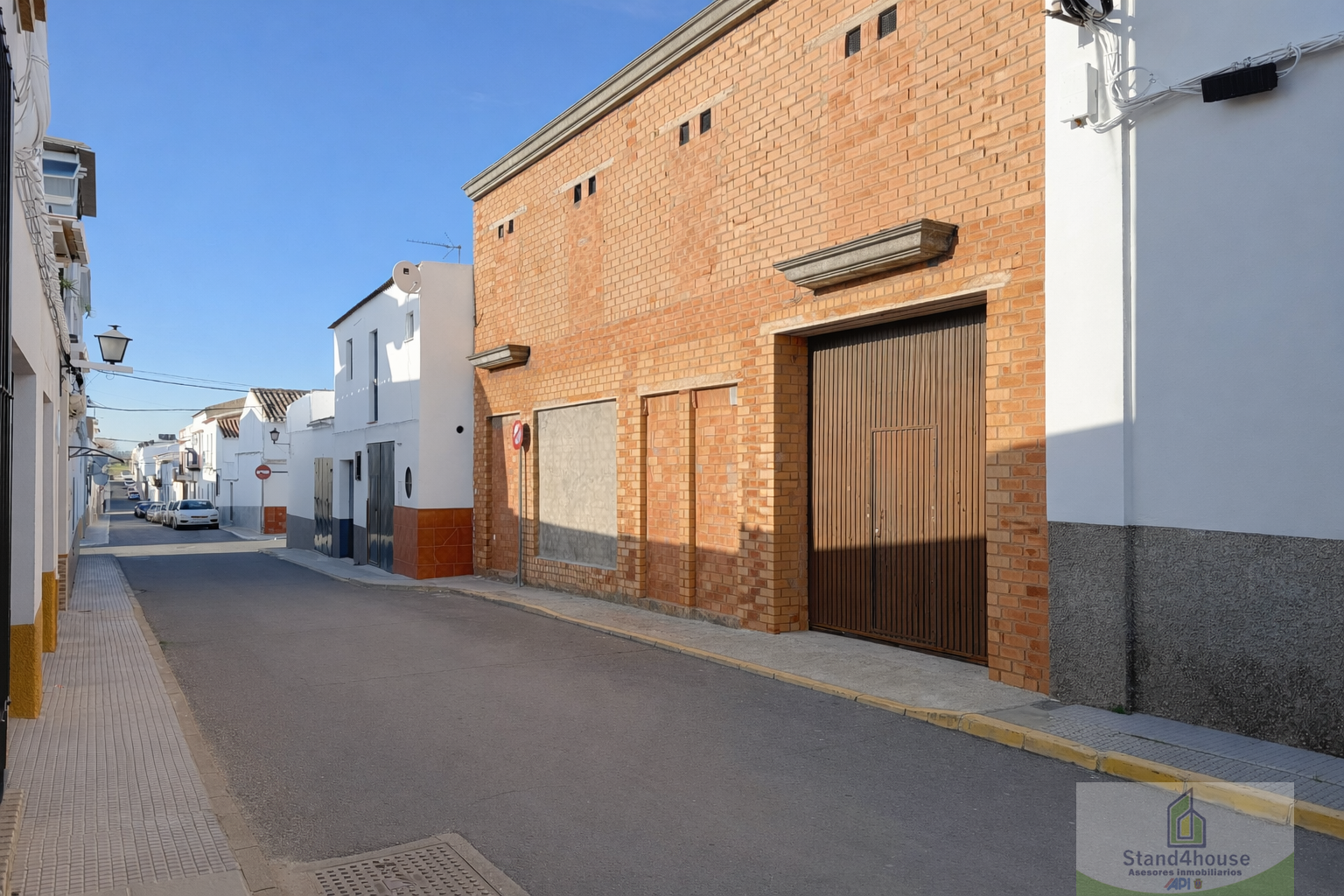 Exterior view of Building for sale in Rociana del Condado