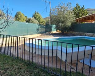 Piscina de Casa o xalet de lloguer en Macastre amb Aire condicionat, Terrassa i Piscina