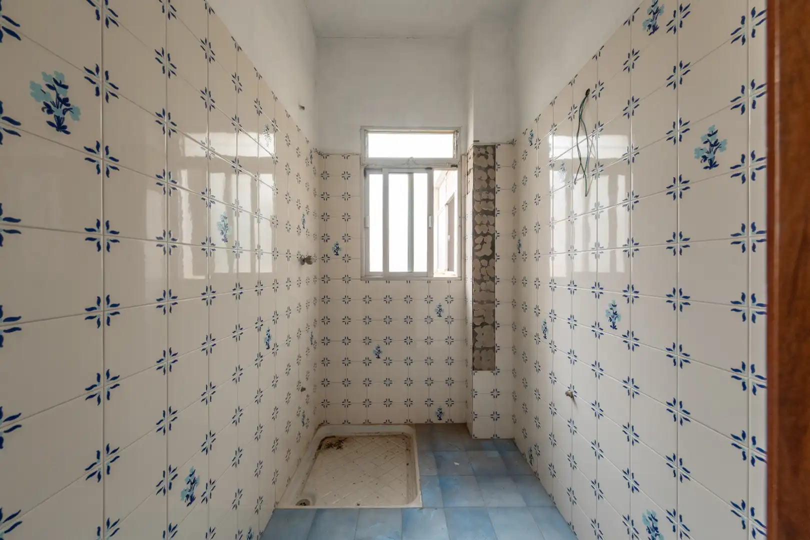 Bathroom of Buildings for sale in Gáldar