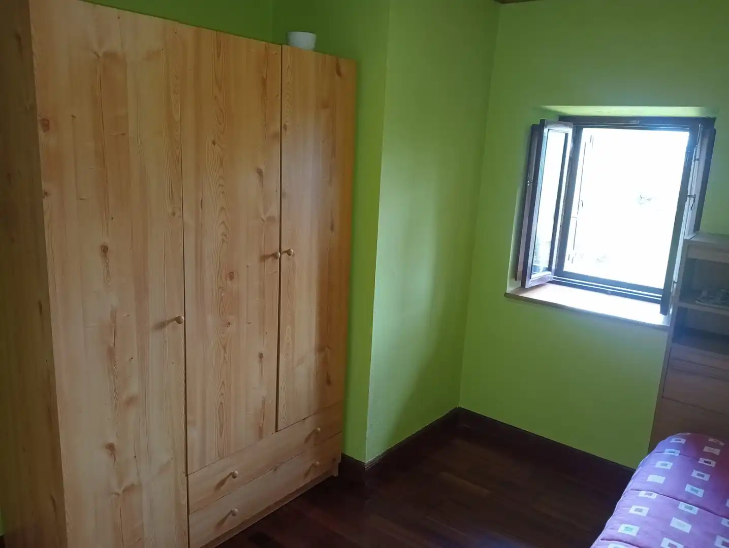 Dormitori de Finca rústica en venda en Valdeolea