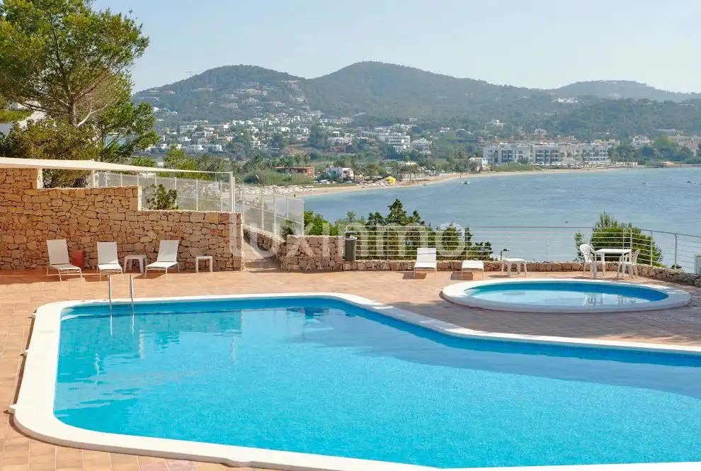 Piscina de Pis en venda en Eivissa amb Terrassa, Traster i Balcó