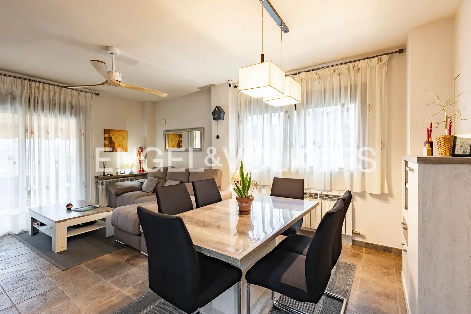 Casa con jardín en venta en Torrelles de Llobregat, imagen 14