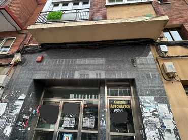 Business premises for sale in Calle Joaquín María Jalón 4