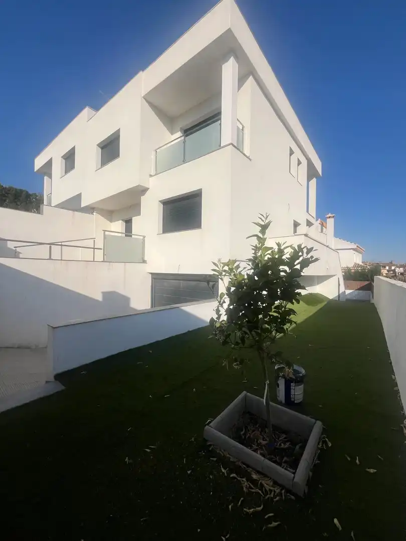 Vista exterior de Casa o chalet en venta en Padul con Aire acondicionado, Calefacción y Jardín privado