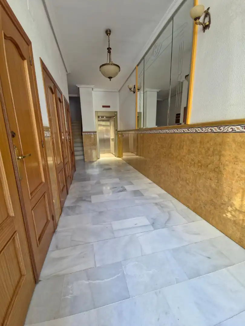 Ático en venta en Andújar con Aire acondicionado, Terraza y Amueblado