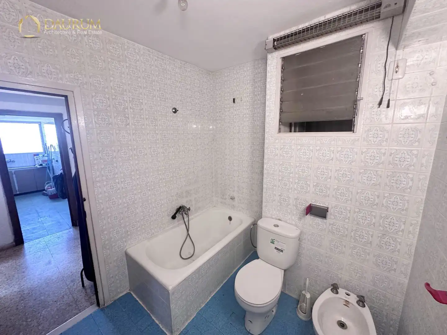 Baño de Piso en venta en Mislata con Terraza