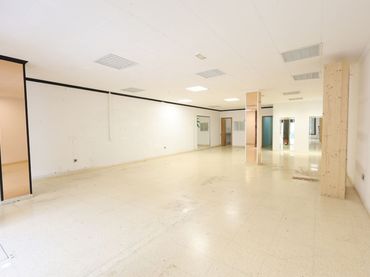 Locale commerciale in affitto a MAS D'EN GUAL