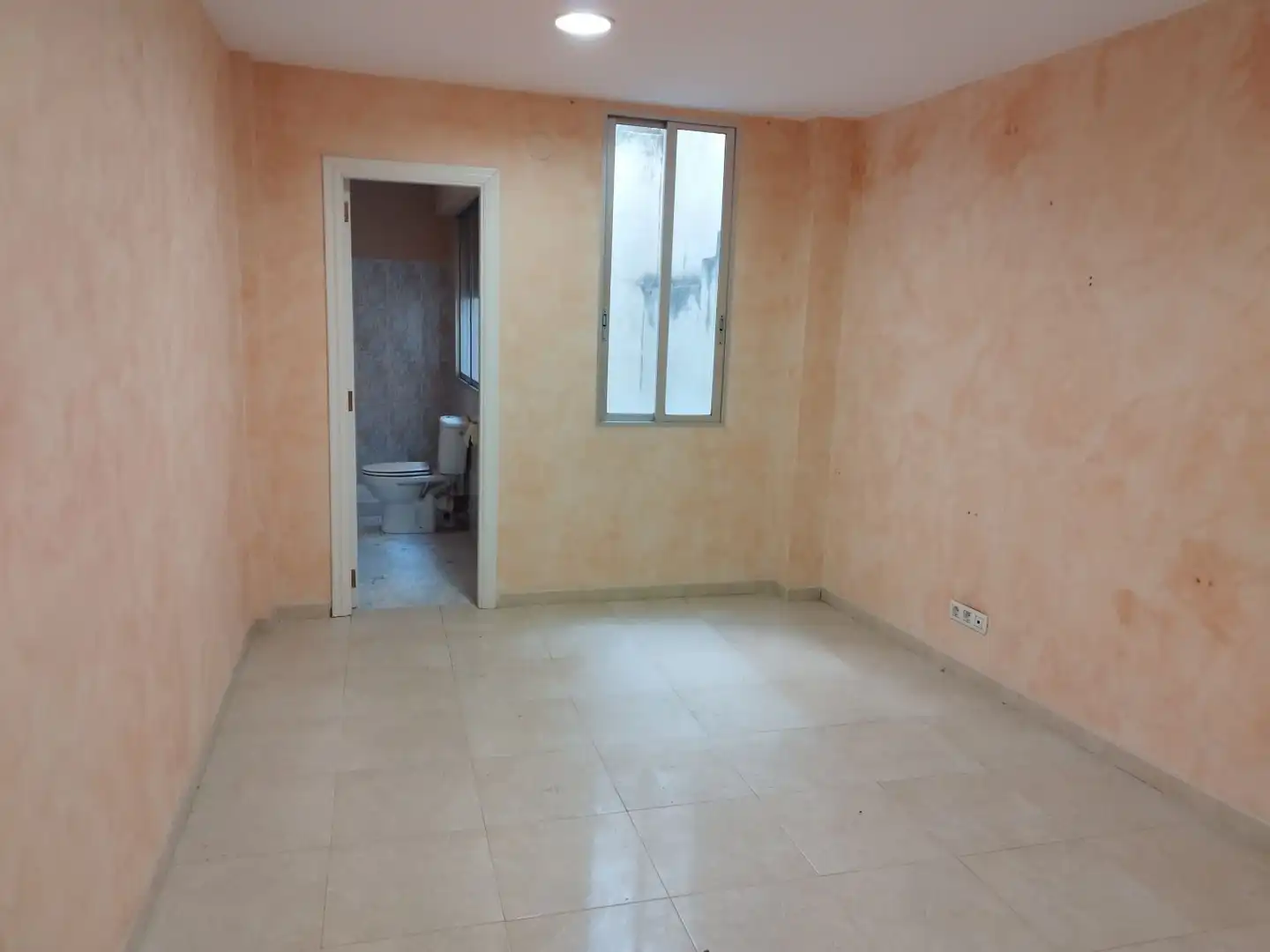 Bedroom of Office for rent in Vila-real