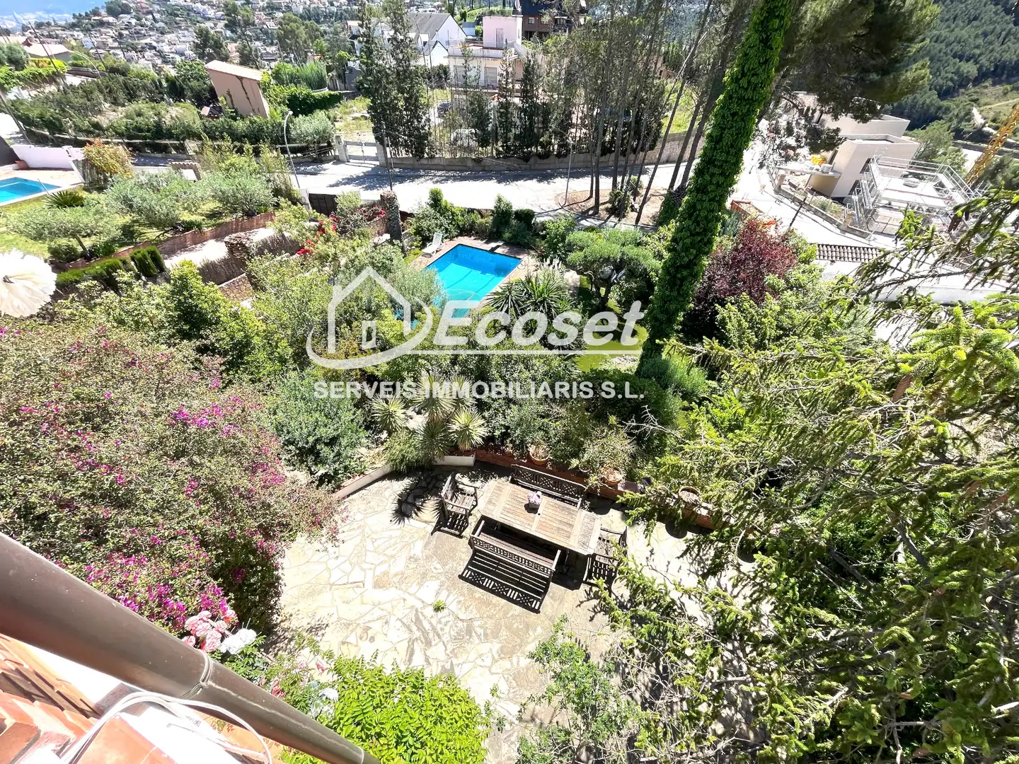 Jardí de Casa o xalet en venda en Vallirana amb Calefacció, Parquet i Traster