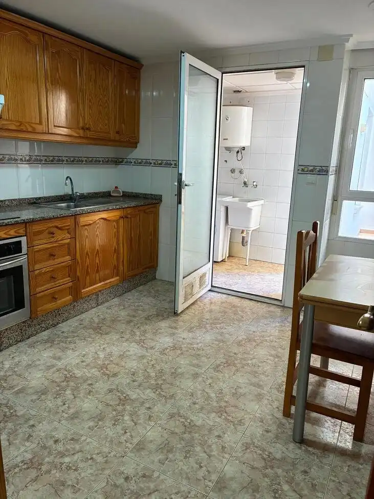 Cocina de Apartamento en venta en Almoradí con Calefacción, Terraza y Amueblado