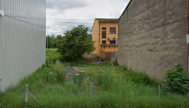 Terreno residencial en venta en Carrer Olímpia, imagen 4