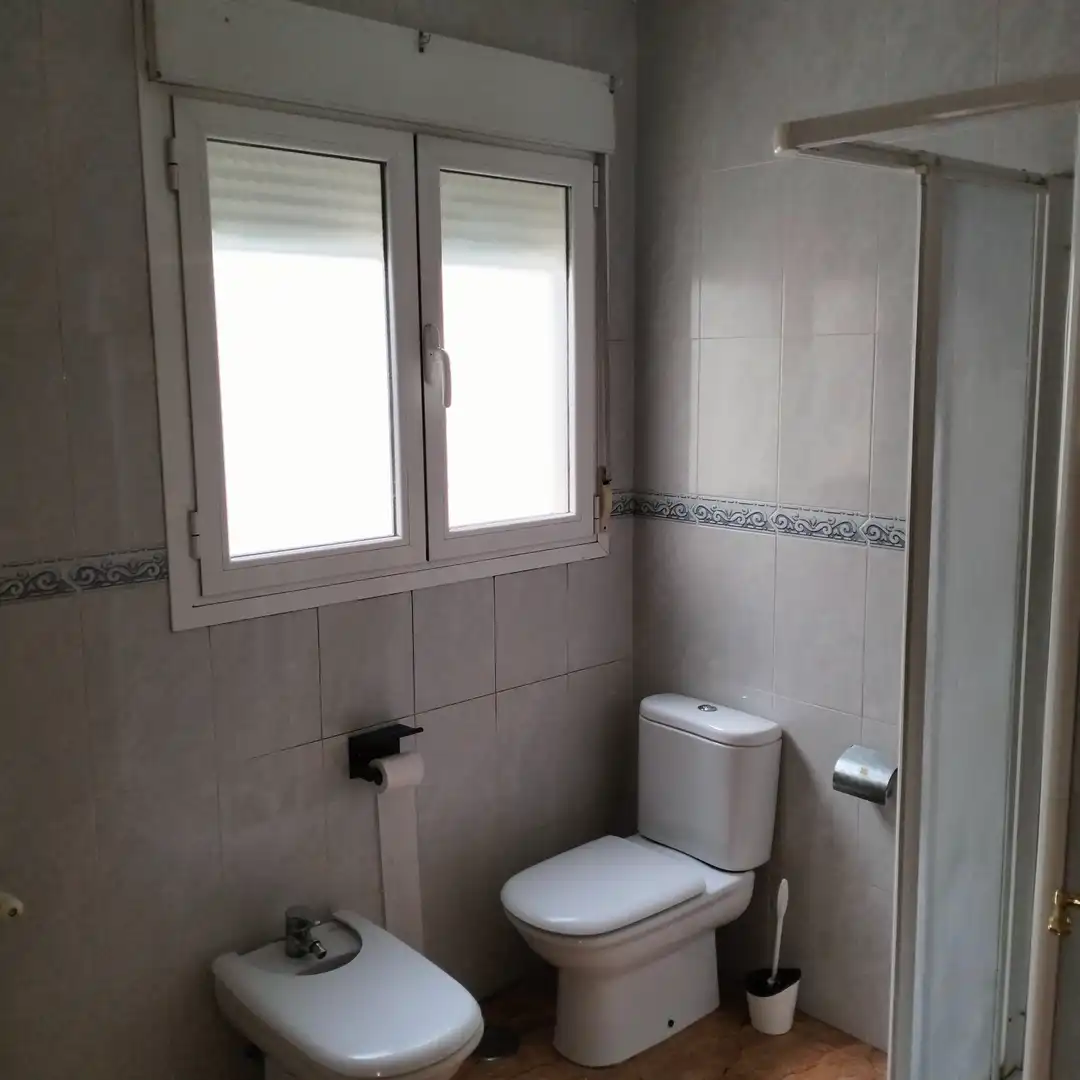 Bathroom of Flat for rent in Munera  with Heating, Terrace and Furnished