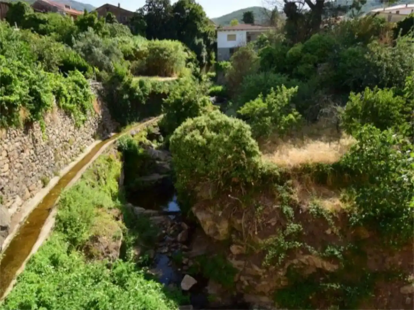 Vista exterior de Casa o xalet en venda en San Martín de Trevejo