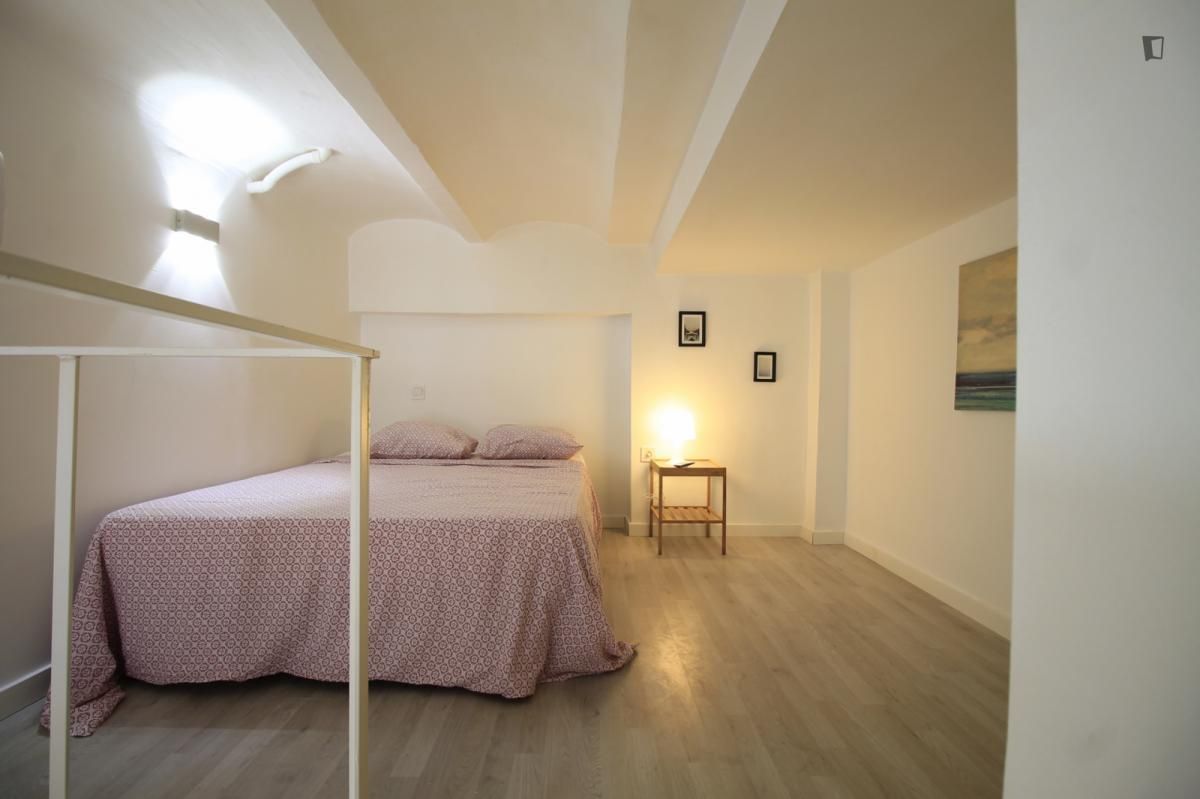 Estudi de lloguer a Pradolongo
