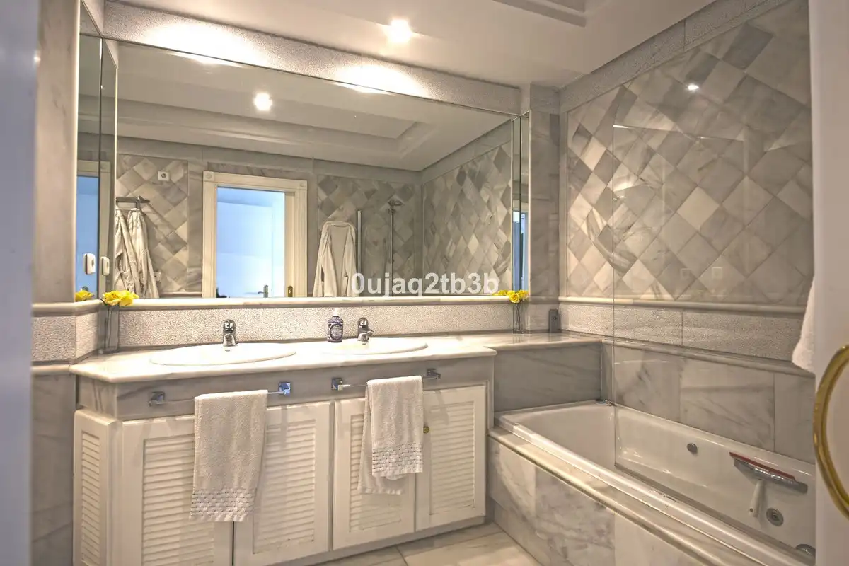 Apartamento con piscina en venta en Calle Pepe Carleton, imagen 15