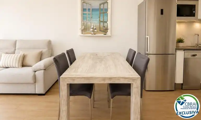 Apartament amb ascensor en venda a Carrer Muga-Delta, imagen 6