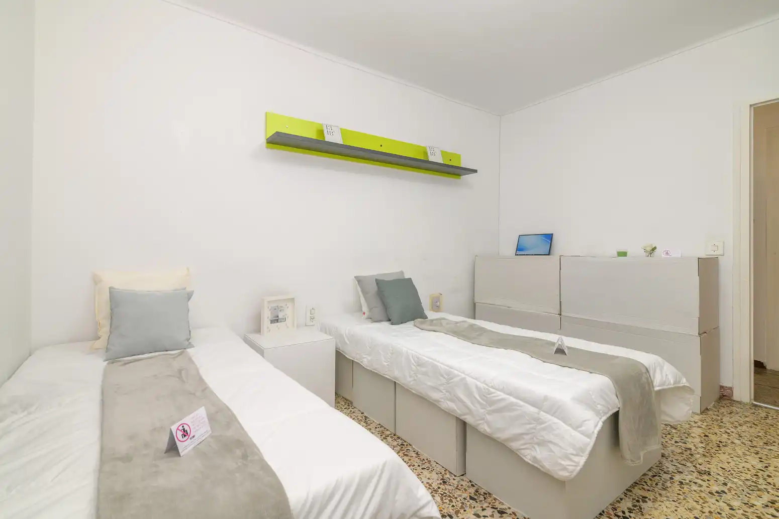 Habitación de Piso en venta en Viladecans con Calefacción, Terraza y Balcón