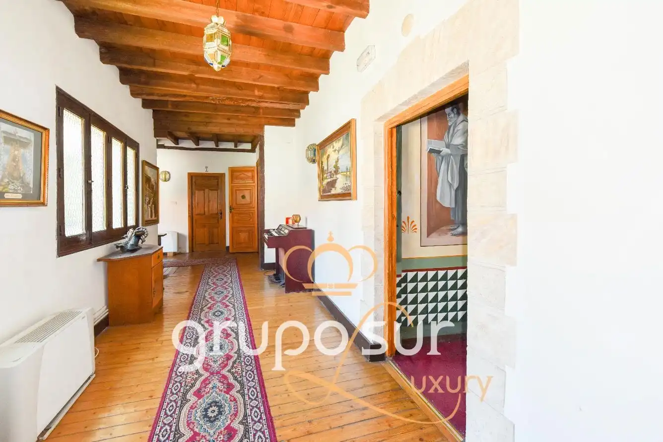 Country homes for sale in Olmedo  with Heating, Private garden and Parquet flooring