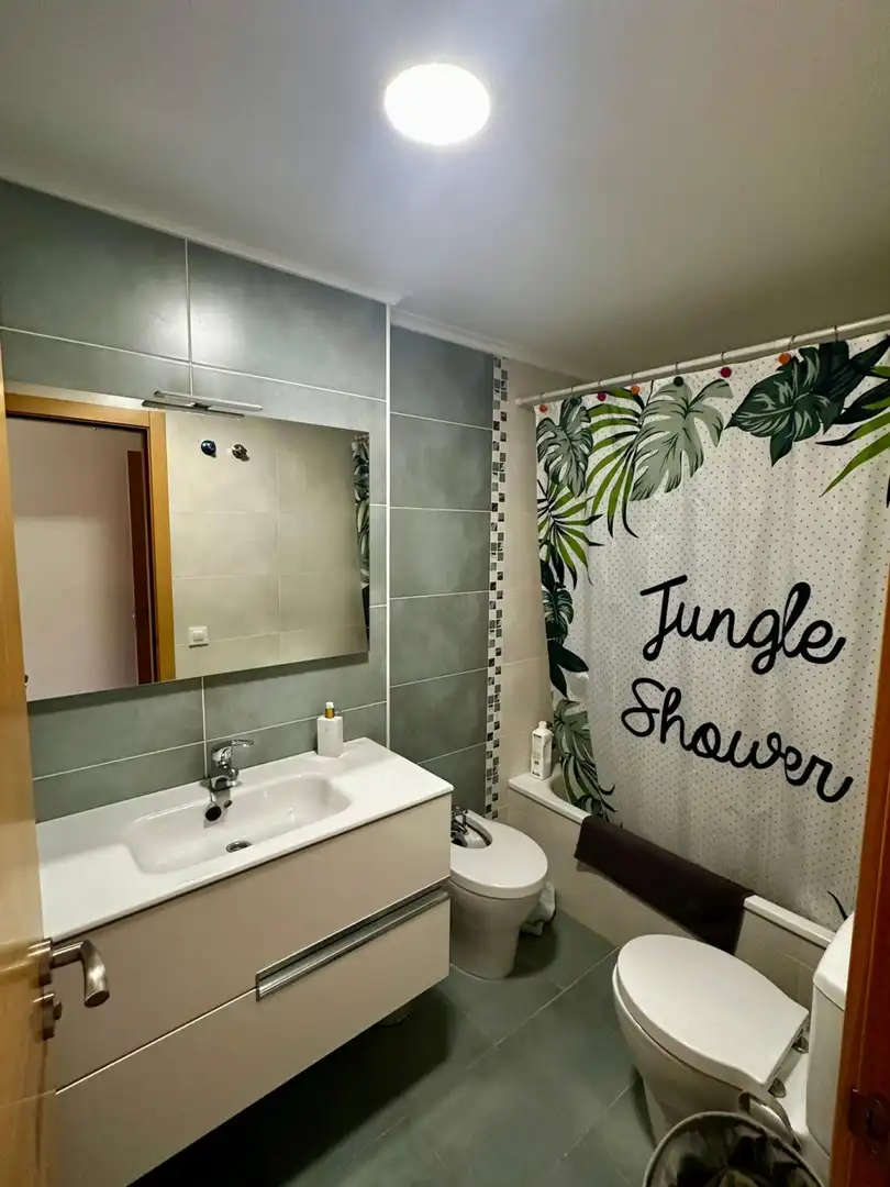 Baño de Piso en venta en  Logroño con Aire acondicionado, Calefacción y Trastero
