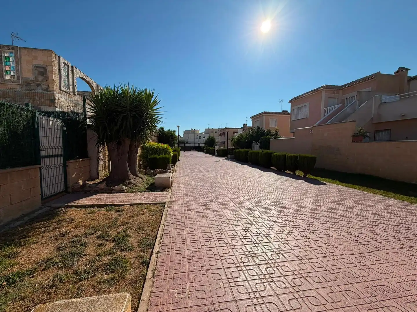 Vista exterior de Dúplex en venda en Torrevieja amb Aire condicionat, Terrassa i Traster