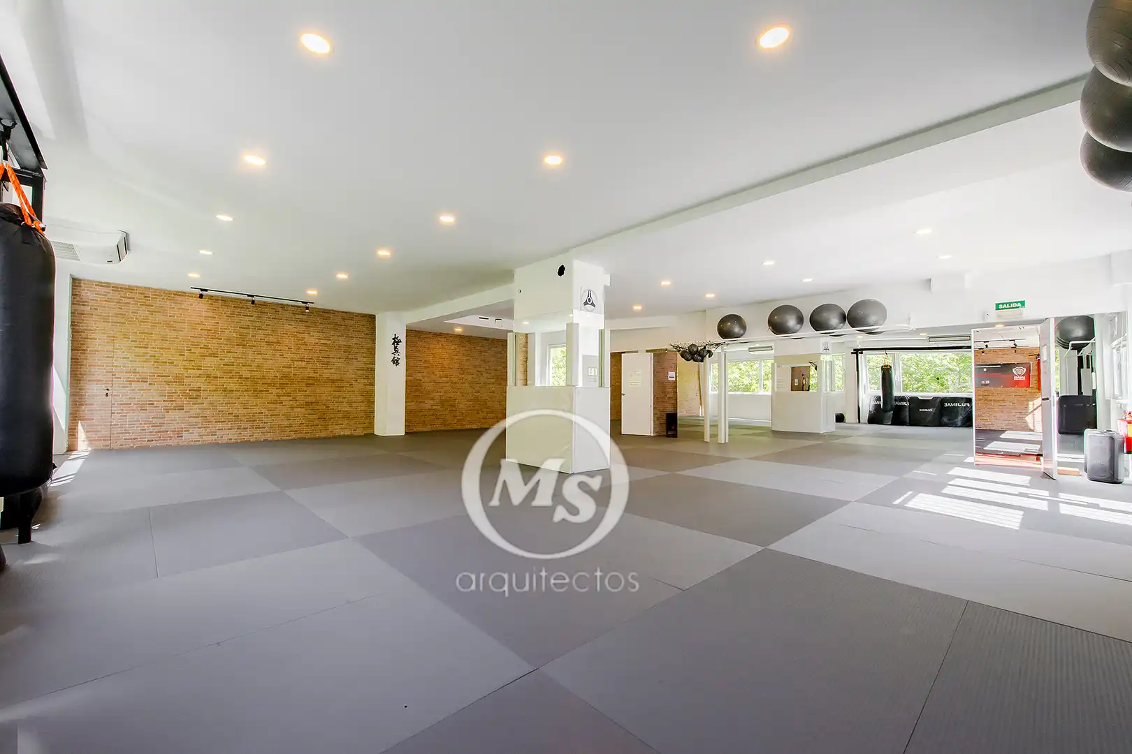 Business premises for sale in Calle Granadilla 24, imagen 2