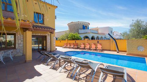 Casa con un gran potencial, dividida en dos apartamentos , ideal para alquiler., imatge 5