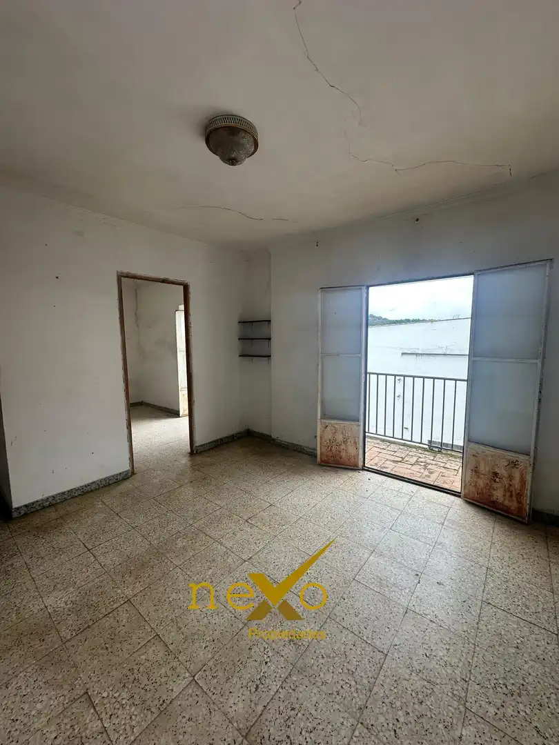 Sala d'estar de Finca rústica en venda en San Nicolás del Puerto amb Jardí privat i Balcó