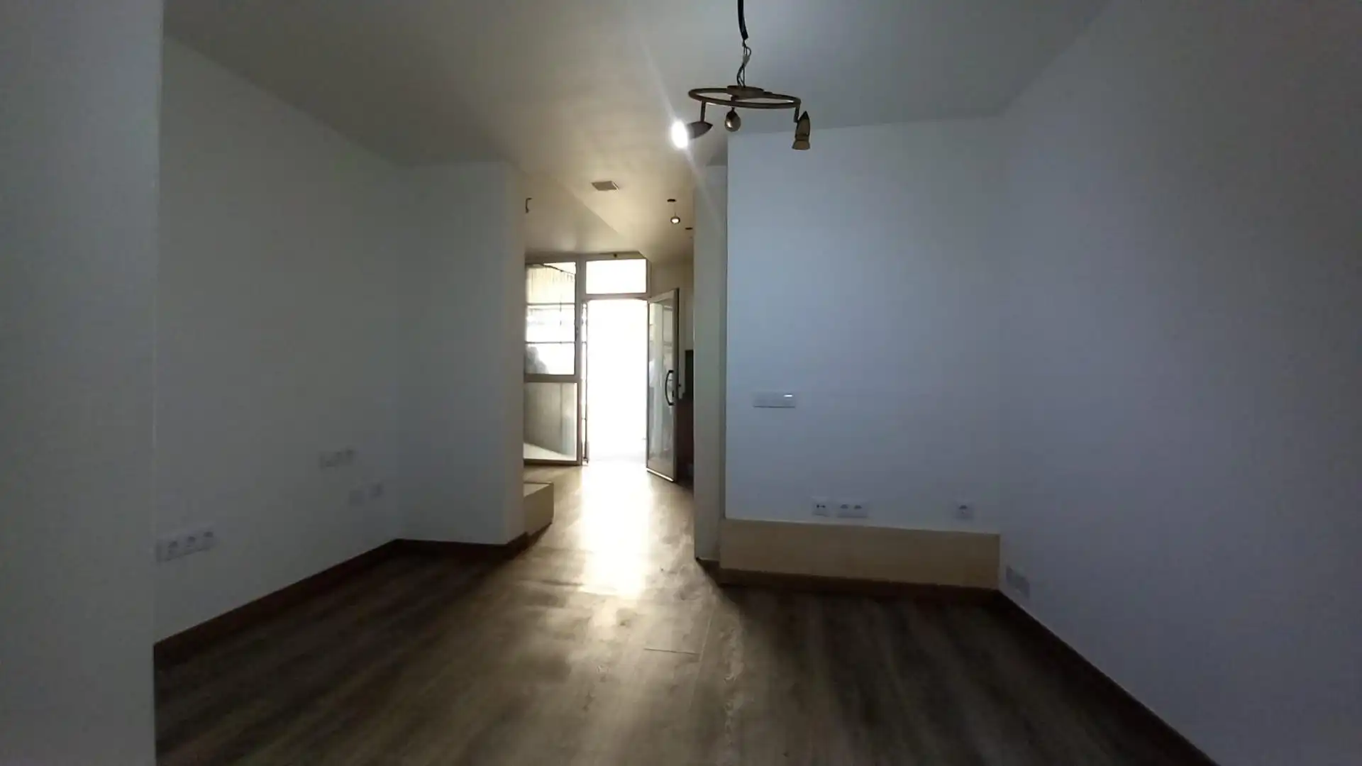 Ground floor for sale in Vilanova i la Geltrú  with Air Conditioner and Alarm