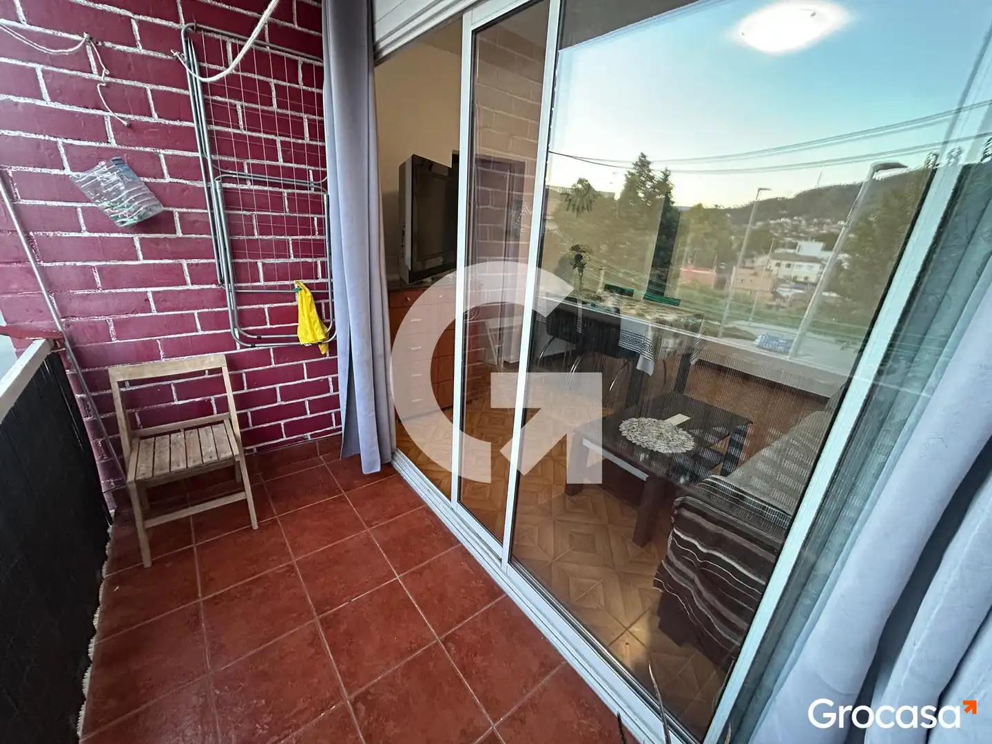 Piso con terraza en venta en CL OLOT, imagen 22