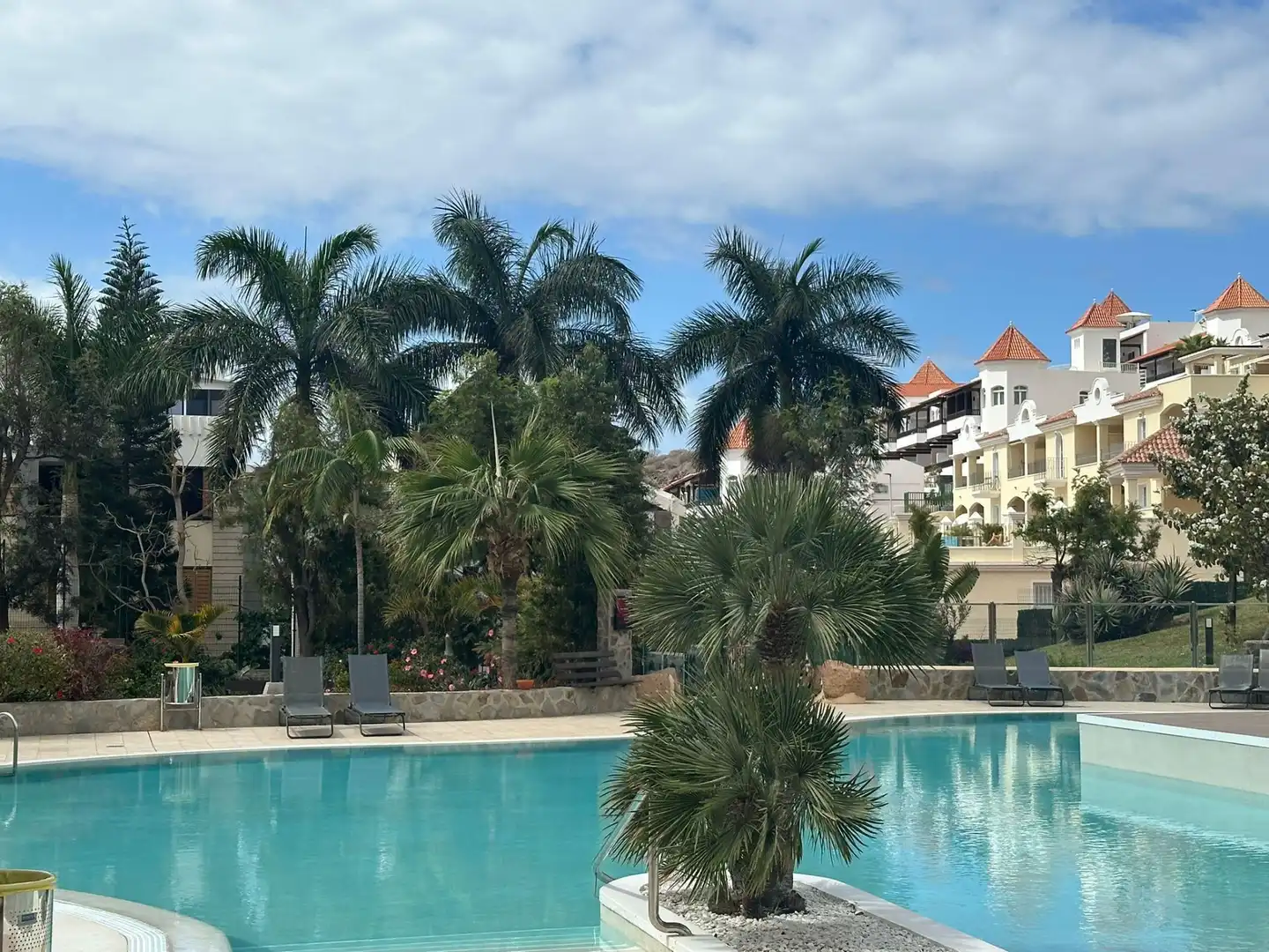 Piscina de Apartament en venda en Adeje amb Moblat i Piscina comunitària