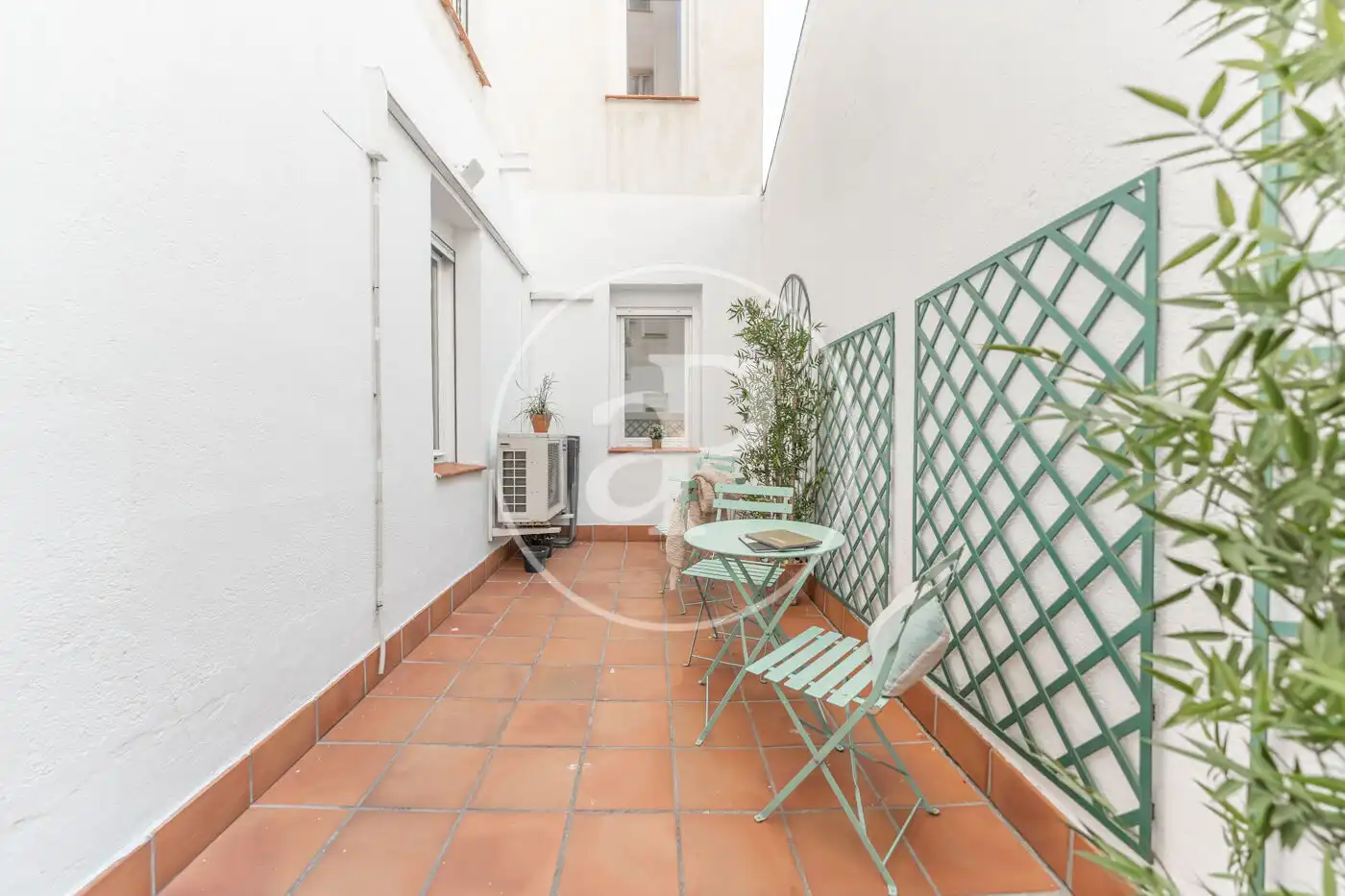 Terrace of Flat for rent in  Madrid Capital  with Air Conditioner, Heating and Private garden