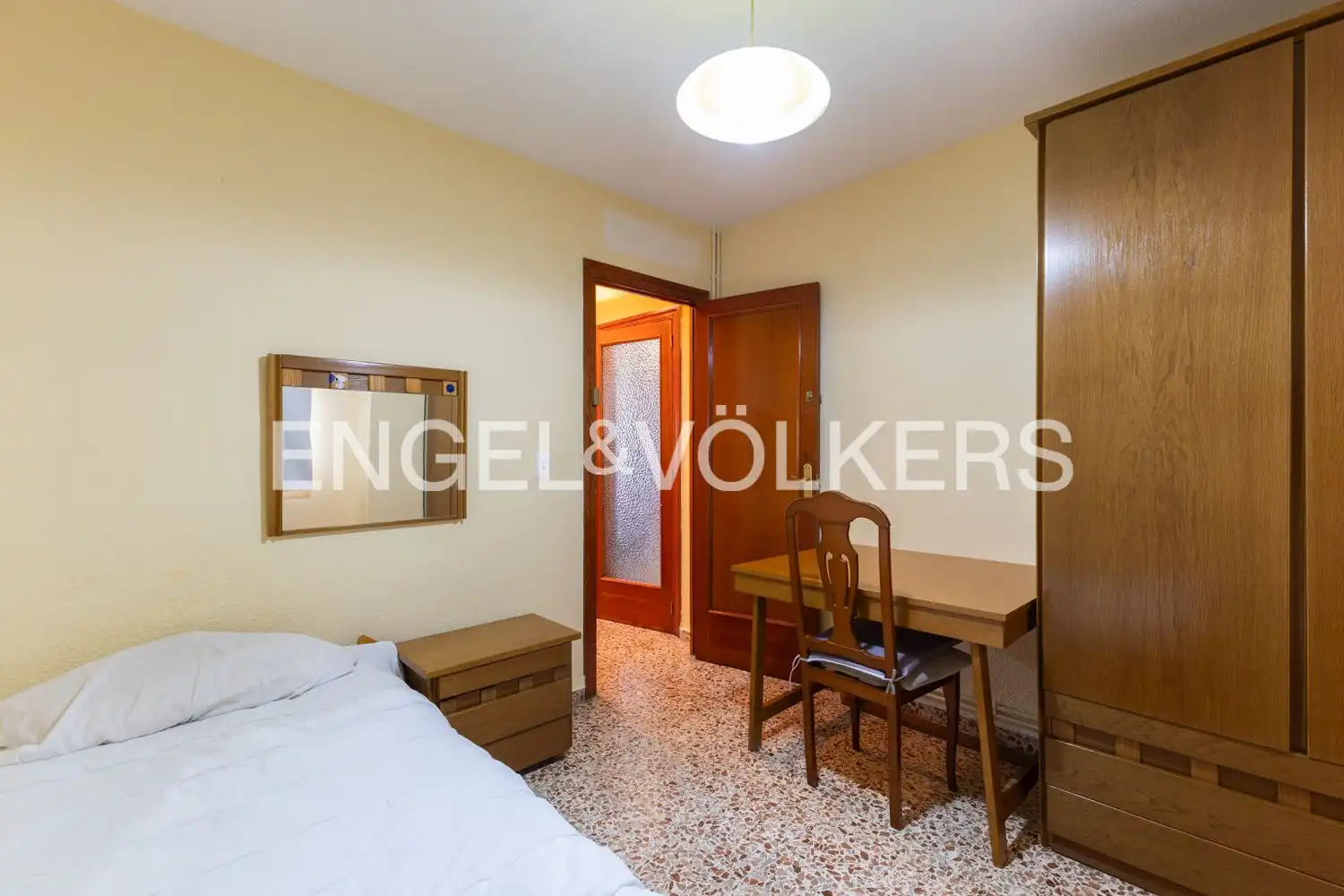 Habitación de Piso de alquiler en Valencia con Aire acondicionado, Calefacción y Terraza