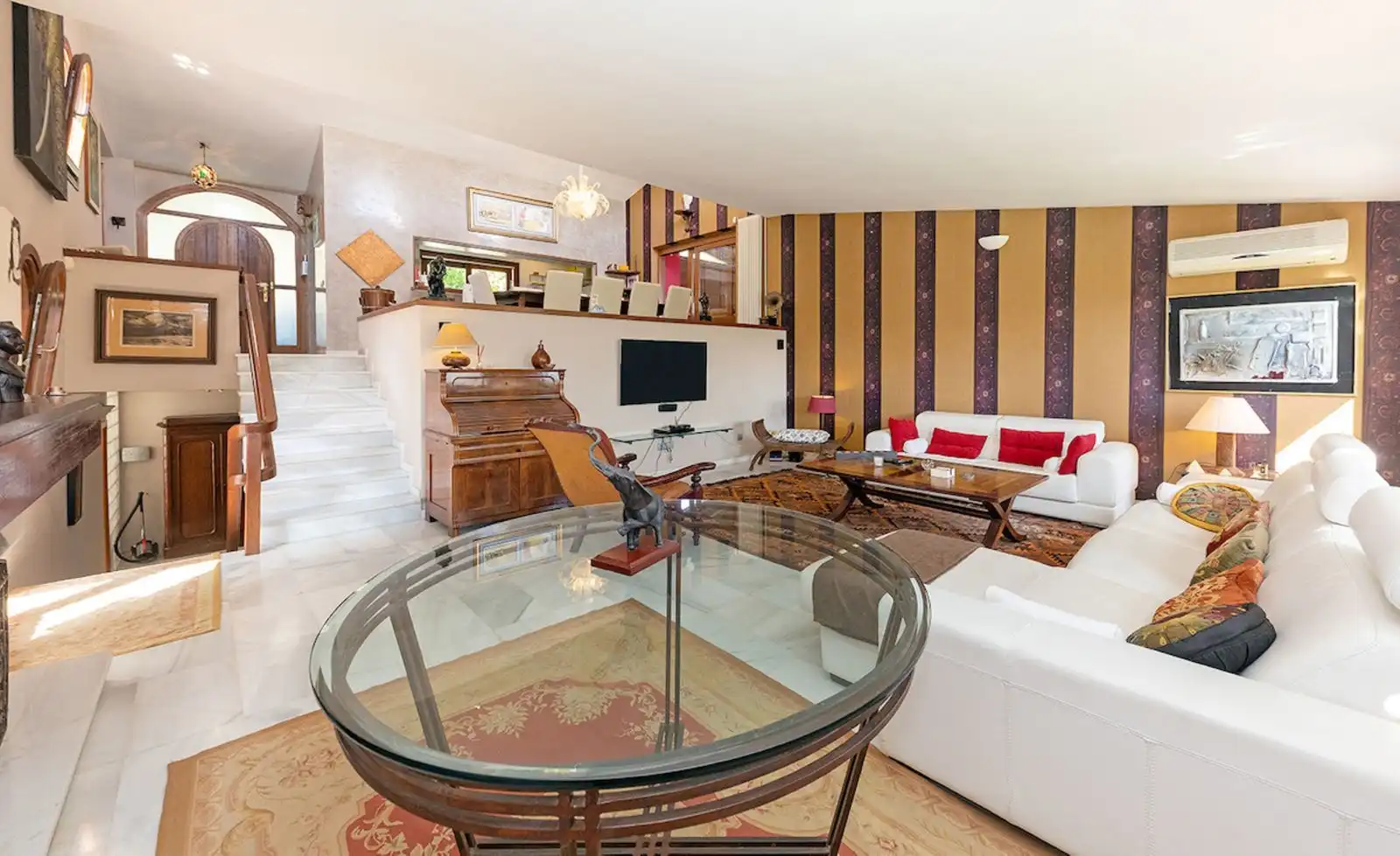 Villa mit Pool zum Verkauf in Avenida Valle del Golf 142, imagen 3