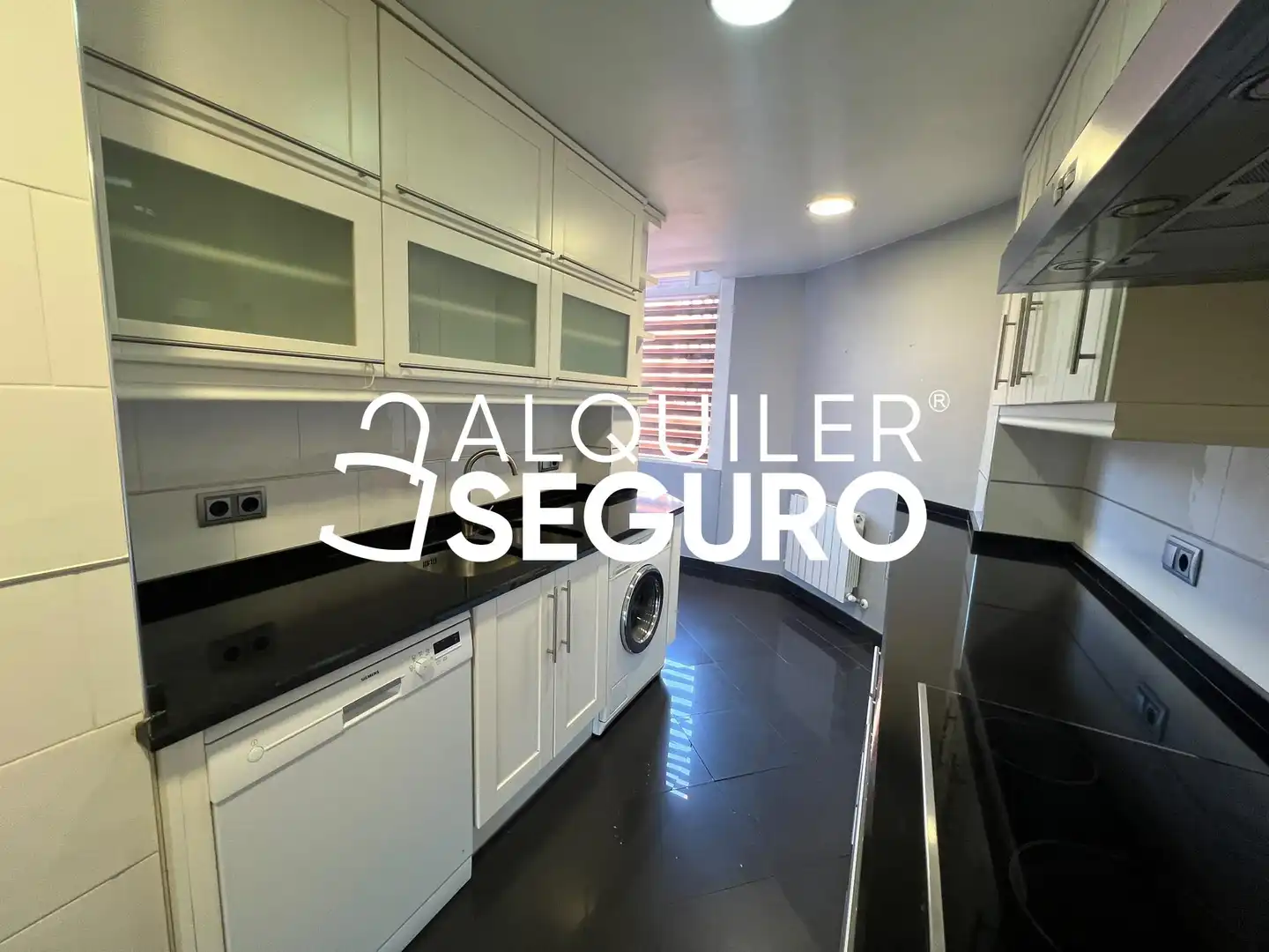 Kitchen of Flat for rent in Tres Cantos  with Air Conditioner and Heating
