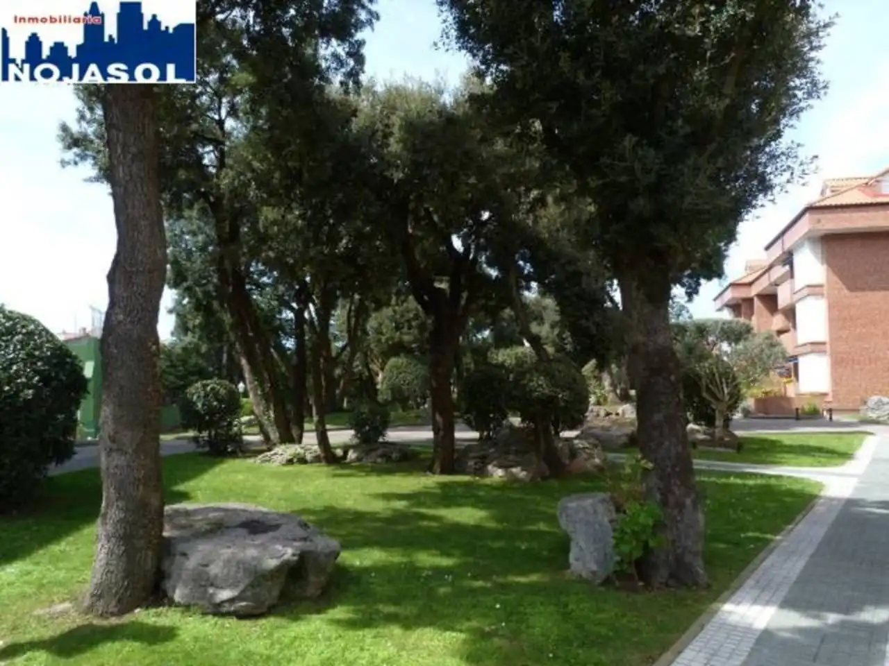 Garten von Dachboden zur Miete in Noja mit Heizung, Terrasse und Möbliert