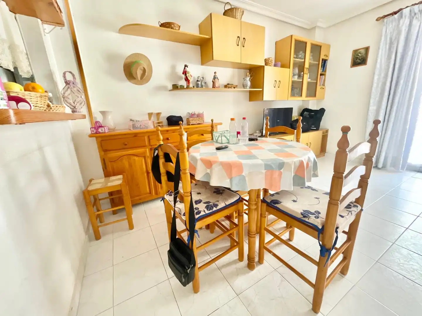 Küche von Wohnung zur Miete in Torrevieja mit Klimaanlage, Heizung und Schwimmbad