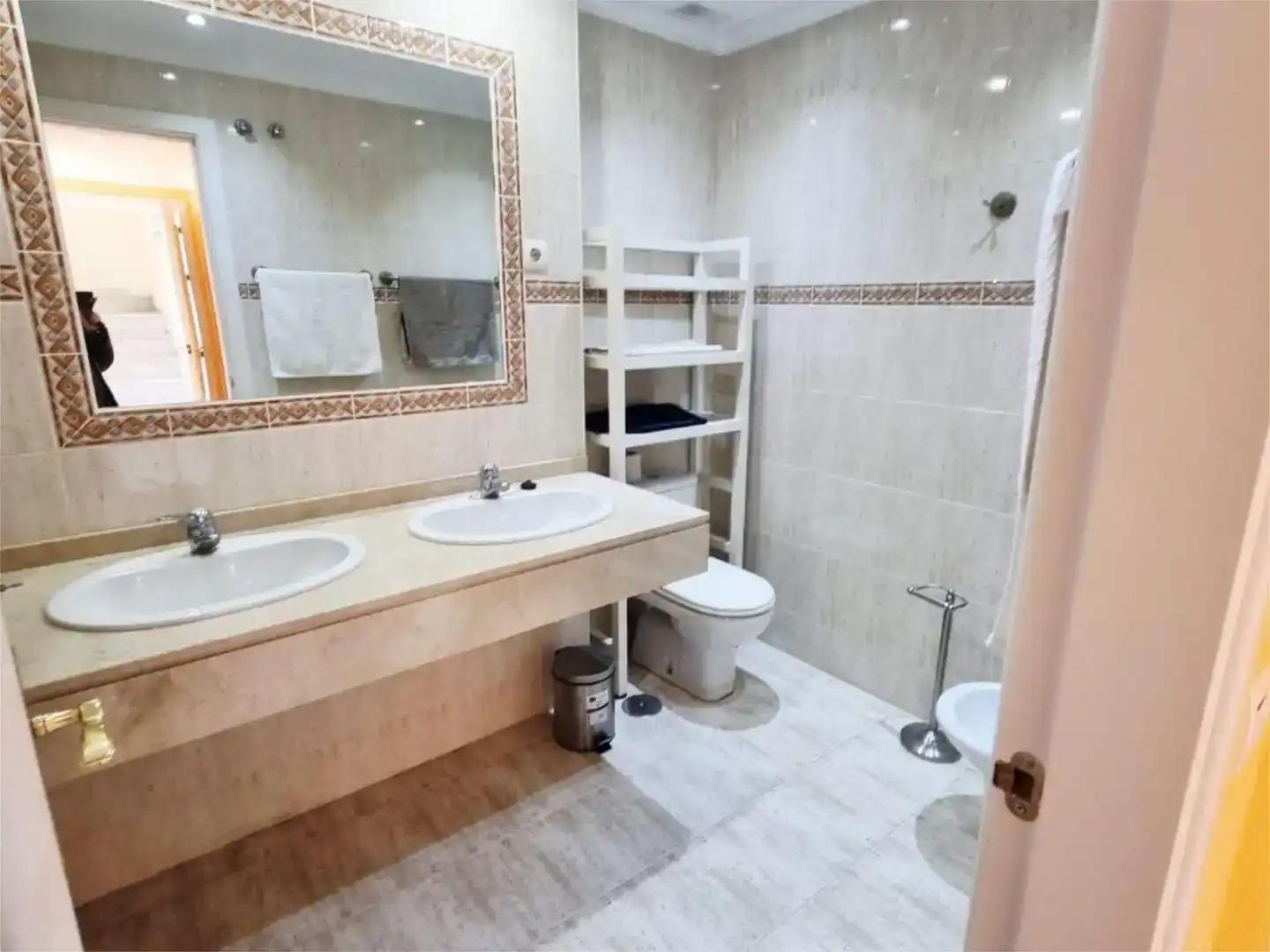 Bathroom of Attic for sale in Benalmádena  with Air Conditioner and Terrace