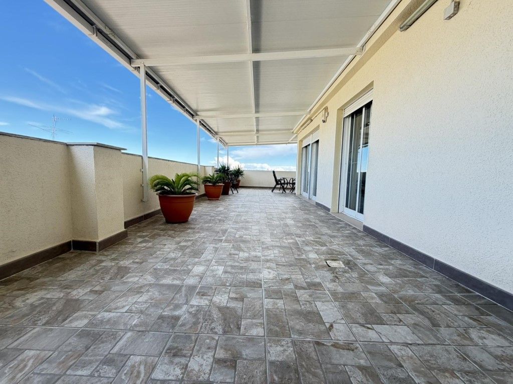 Terrasse von Dachboden zum verkauf in L'Alcúdia mit Klimaanlage
